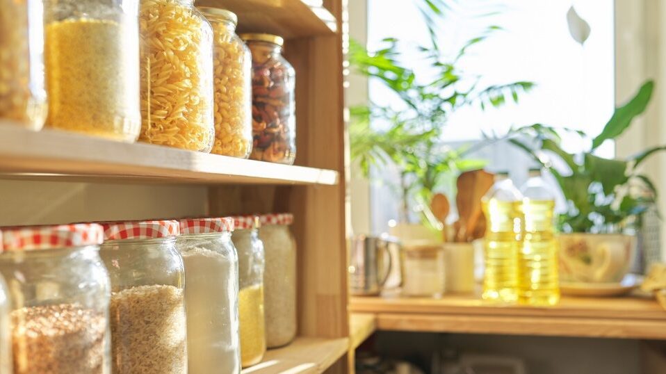 Satt und sicher - Tipps zum sinnvollen Lebensmitteleinkauf und zur Vorratshaltung